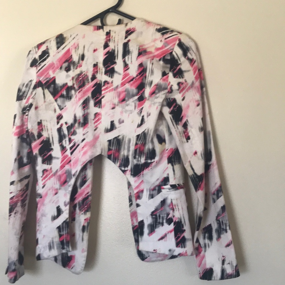 Cut out blazer